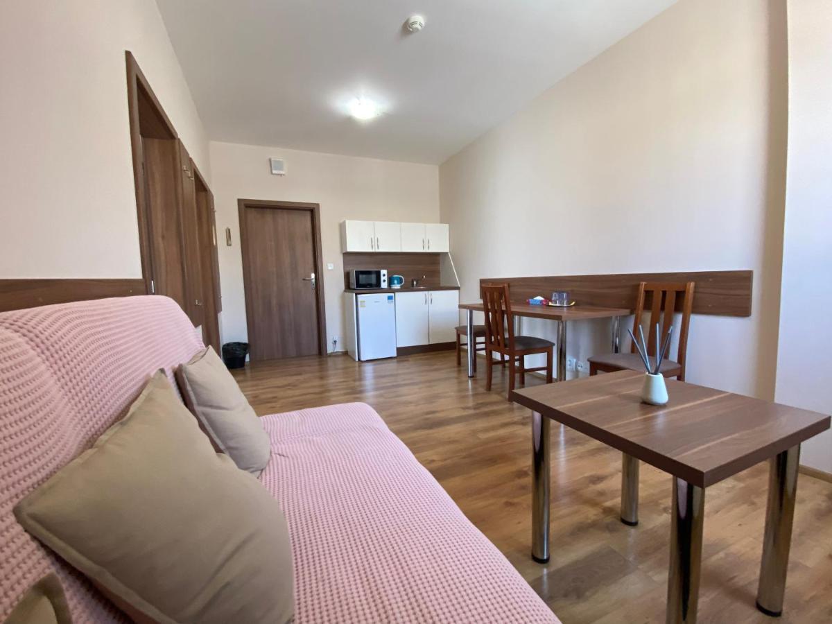 Hotel Arena Brumov Екстериор снимка