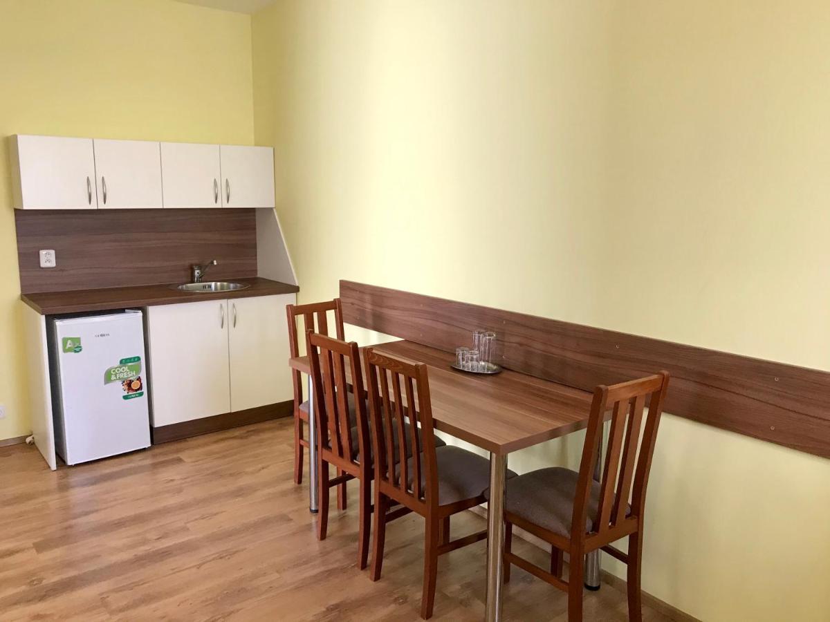 Hotel Arena Brumov Екстериор снимка